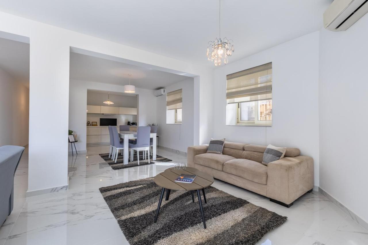 Stunning - Sunnyside 3-Bedroom Sliema Exteriör bild